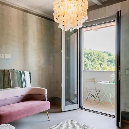 Asilo In - La 别墅 巴罗洛