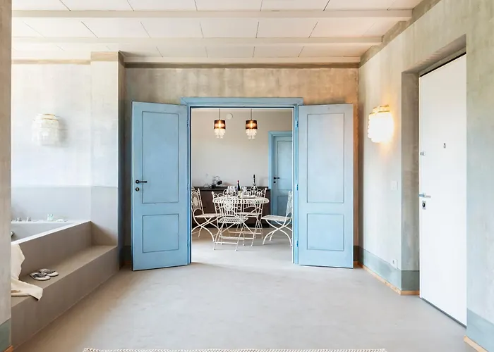Villa Asilo In - La Barolo